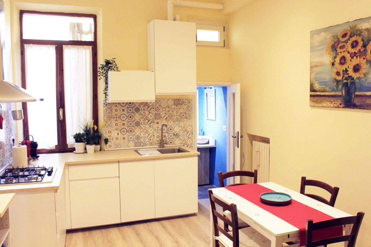 Colonne Apartment N° 15 Parma Esterno foto